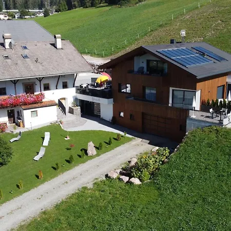 Ladinser Hof Western